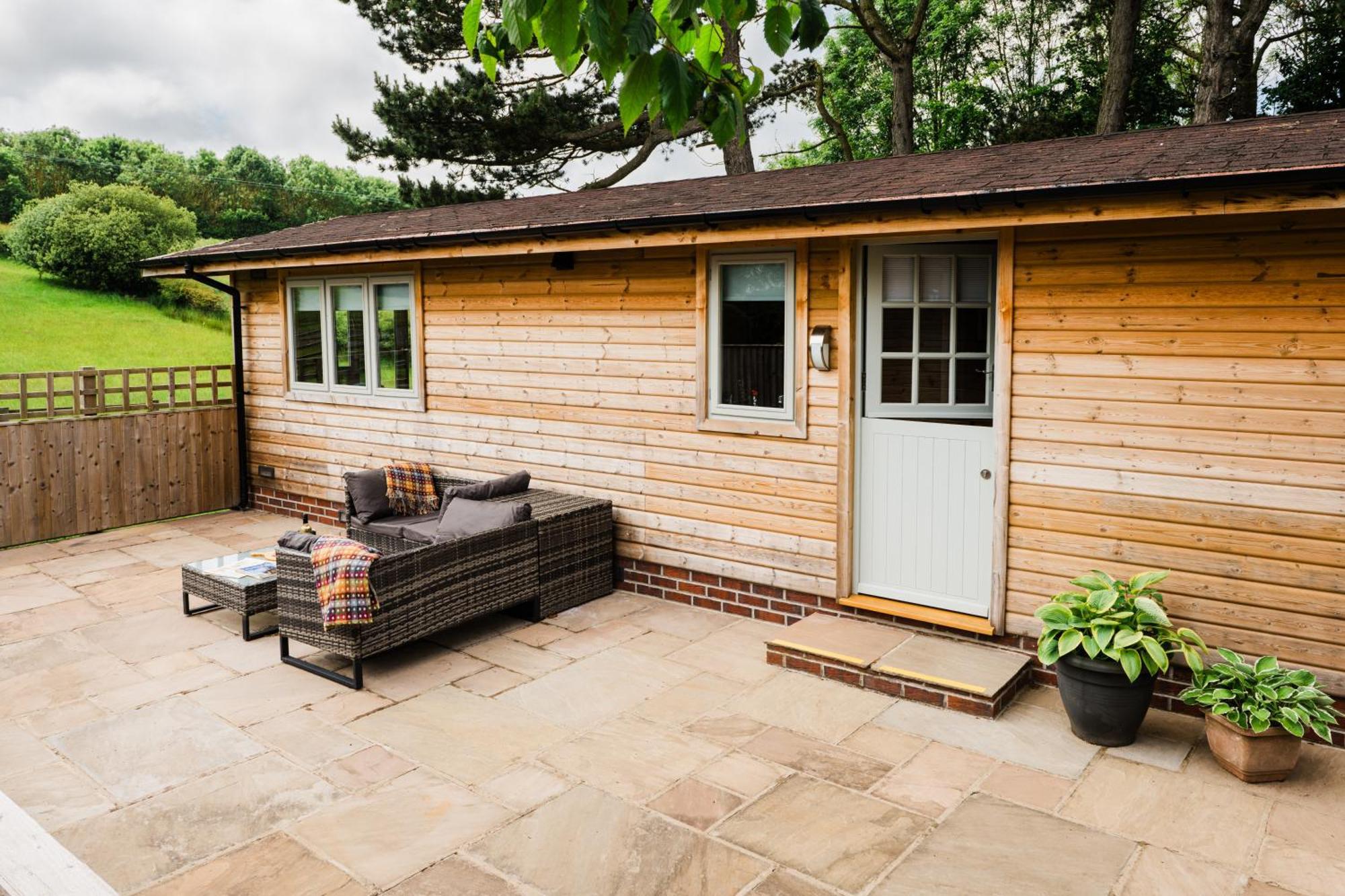 Low Moor Lodge Scarborough Exterior photo